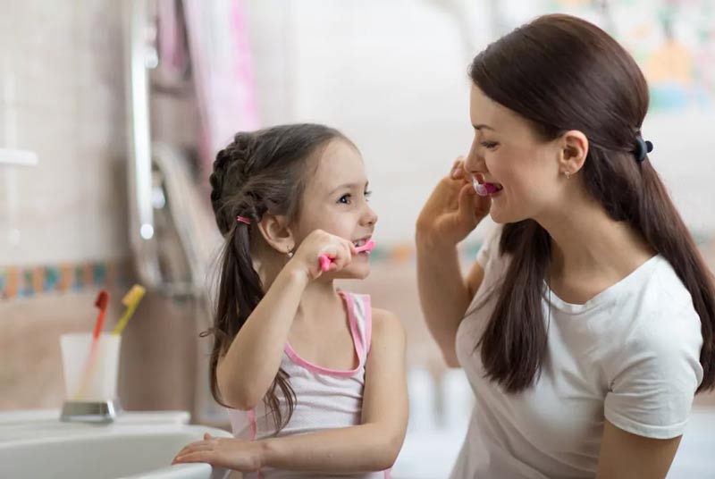 Brushing teeth of kids