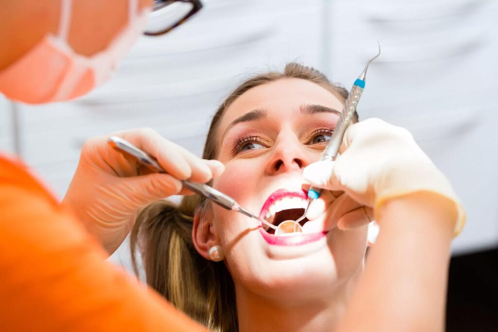 womens dental check up