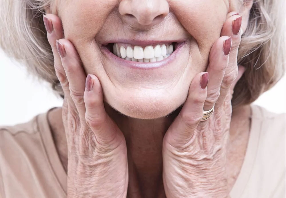 A women smiling