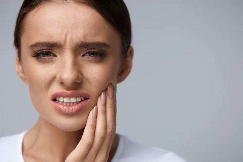 Toothache of a girl